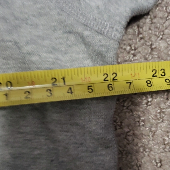 Reigning Champ Leightweight Terry Cloth Cut Off Hoodie Gray Medium NWT - Picture 7 of 8